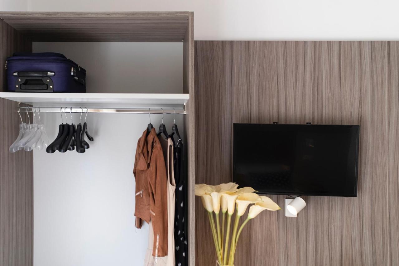 Hotel Mocambo Riccione Dış mekan fotoğraf